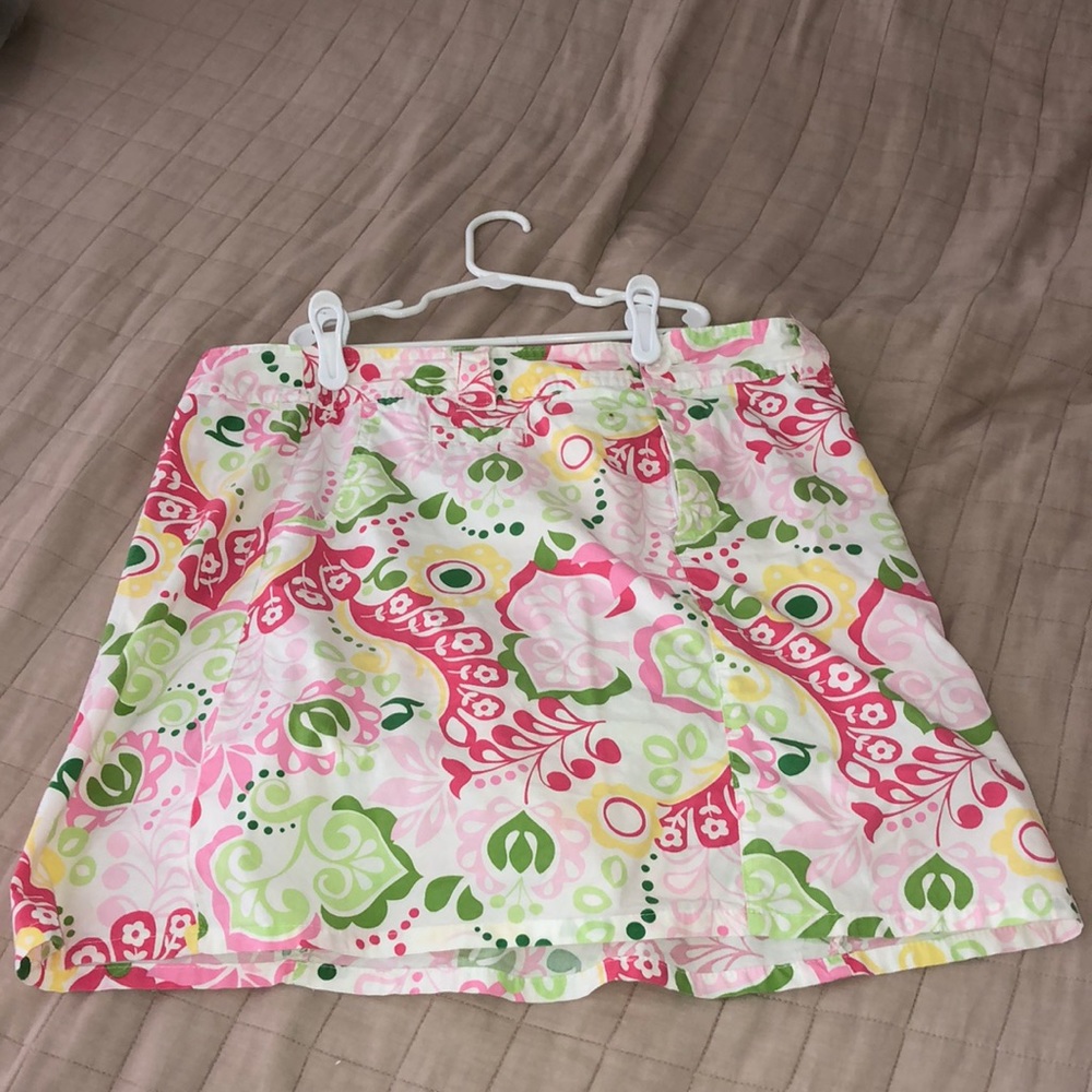 Floral mini skirt
